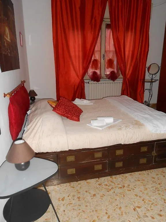 Bed & Breakfast Aida B&B Pisa